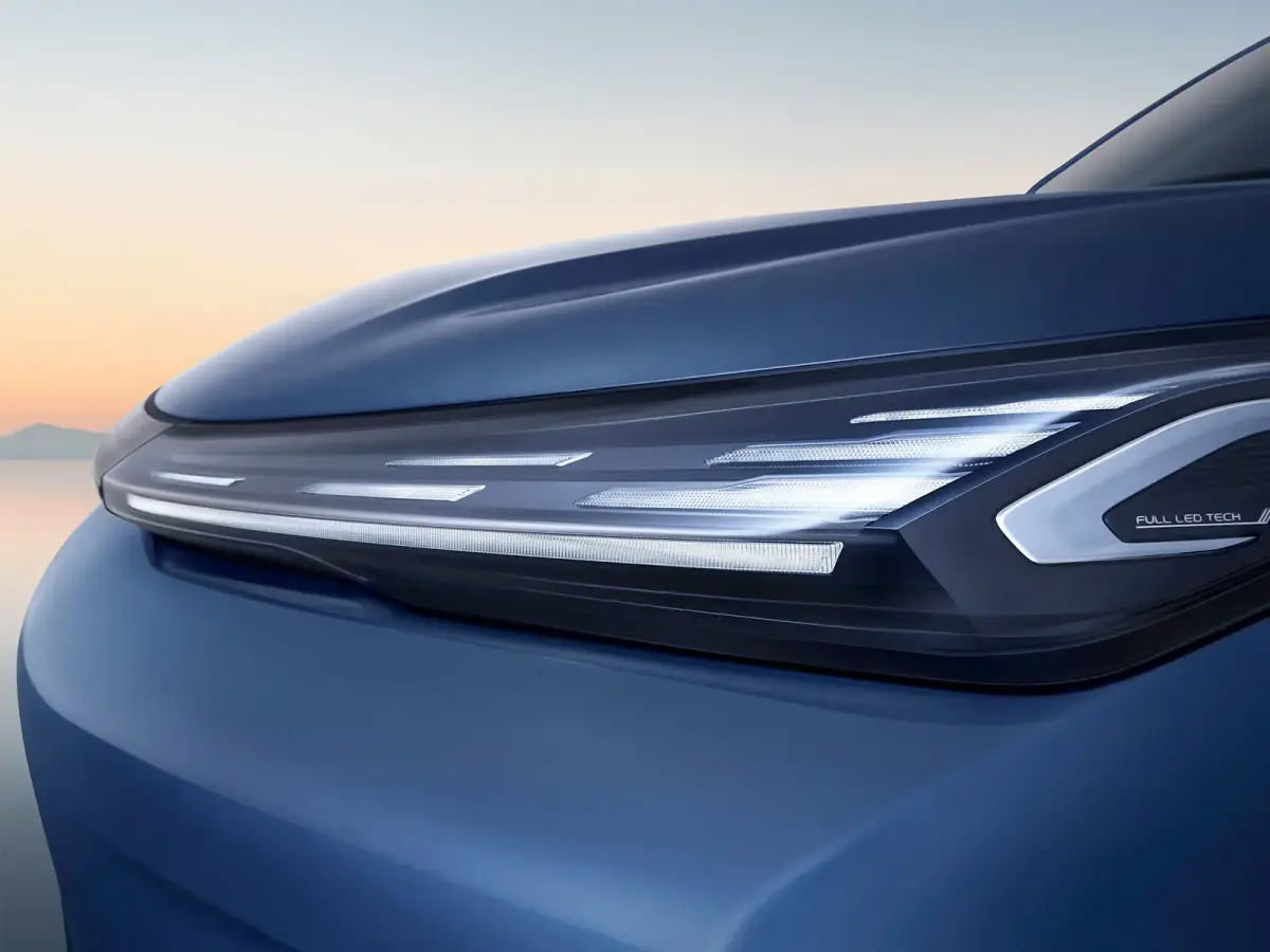 Geely EX5 EM-i — Entre semana, puro eléctrico